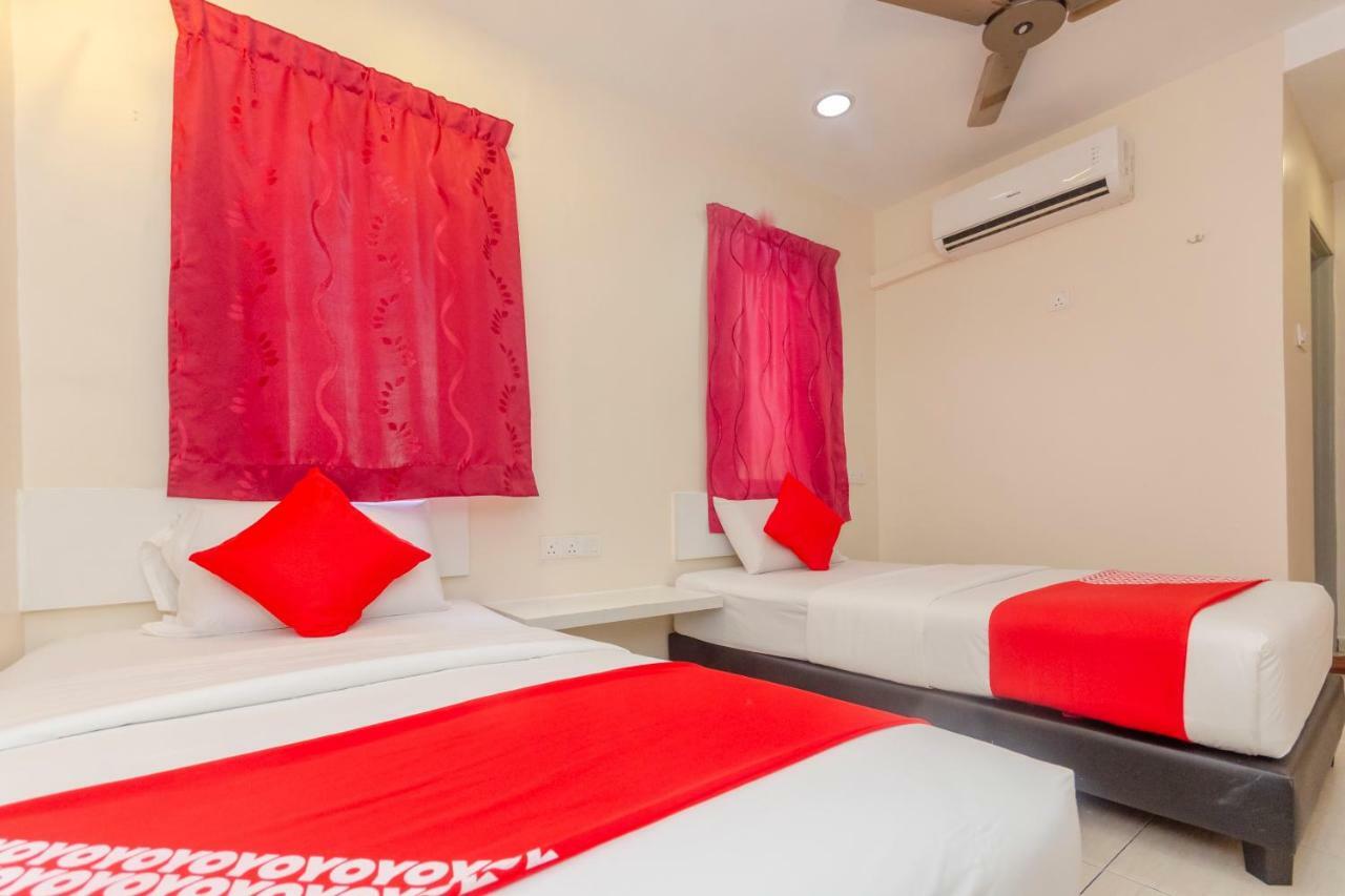 Oyo 1010 Skudai Hotel Екстериор снимка