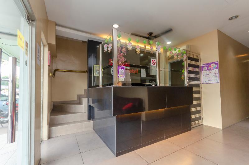 Oyo 1010 Skudai Hotel Екстериор снимка