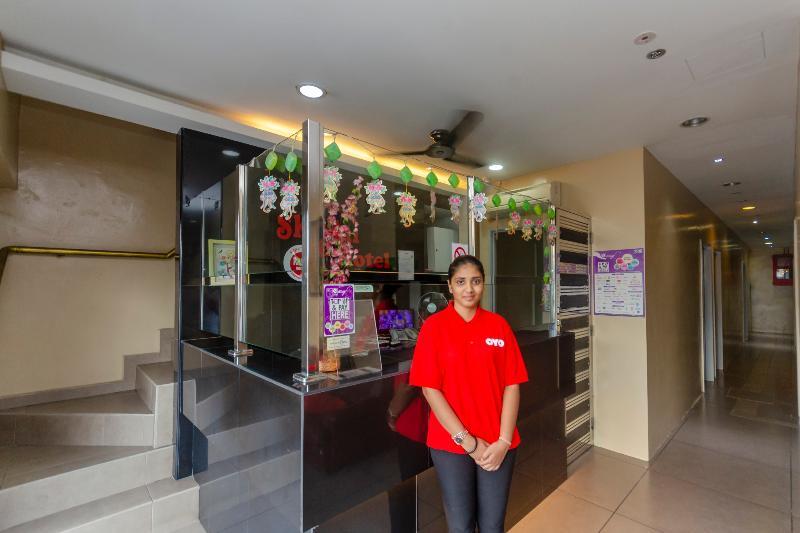 Oyo 1010 Skudai Hotel Екстериор снимка