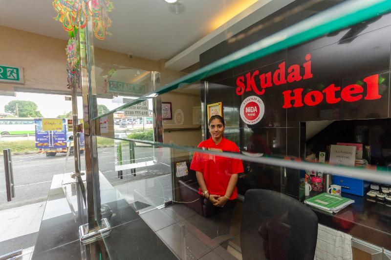 Oyo 1010 Skudai Hotel Екстериор снимка
